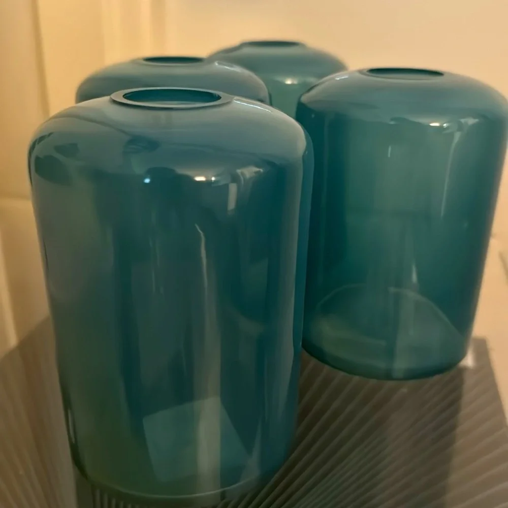 Cylinder glass bud vase